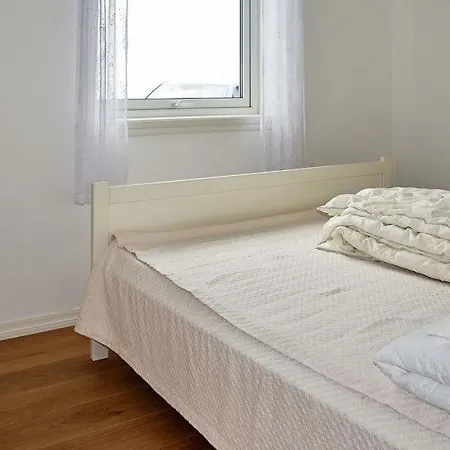 Holiday home Sleeps 8 Wifi Kalve