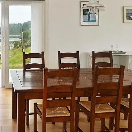 Sleeps 8 Wifi Kalve