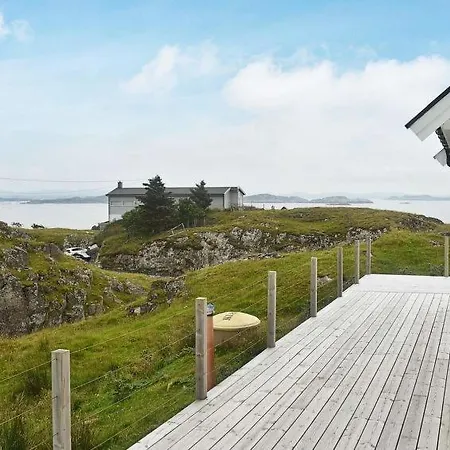 Sleeps 8 Wifi Ferienhaus Kalve