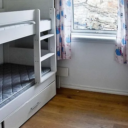 Sleeps 8 Wifi *